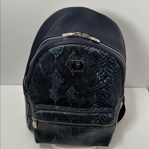 💯Authentic MCM Snakeskin Embossed Visetos Studded Medium Stark Backpack🍀 - Picture 17 of 17
